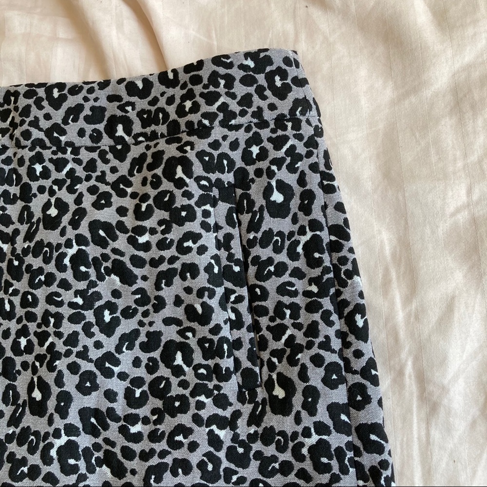 LOFT Leopard Print Straight Skirt, NWT! - Picture 4 of 8